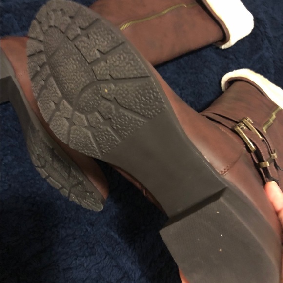 I call them my Santa Boots - never worn - Picture 2 of 2